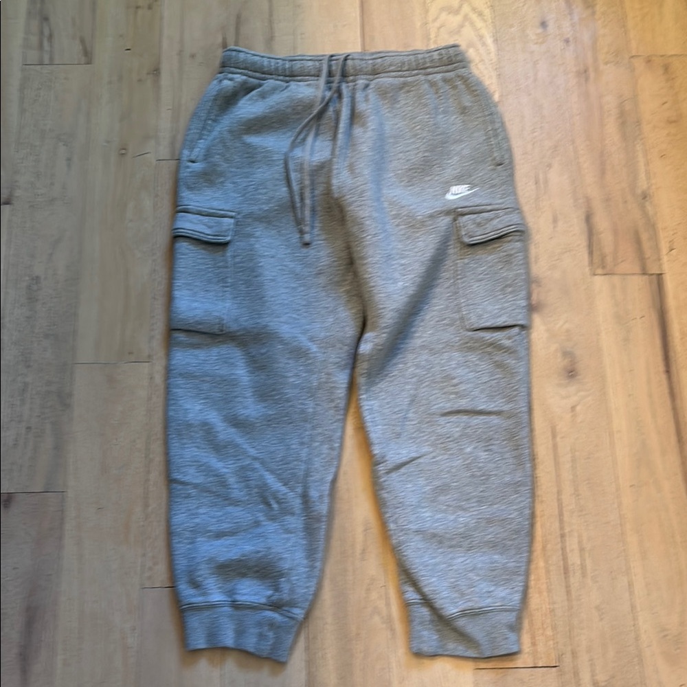 Nike Gray Sweatpants Relaxed Fit  cargo Joggers